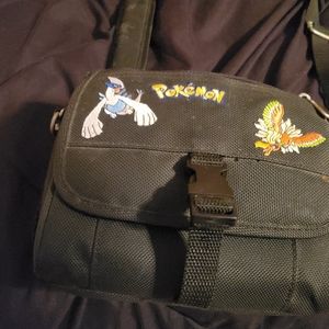 Pokemon Gameboy carrying case